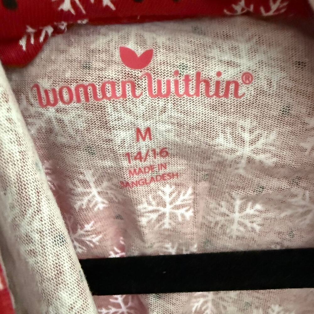 Red And White Snowflake Print - image 4